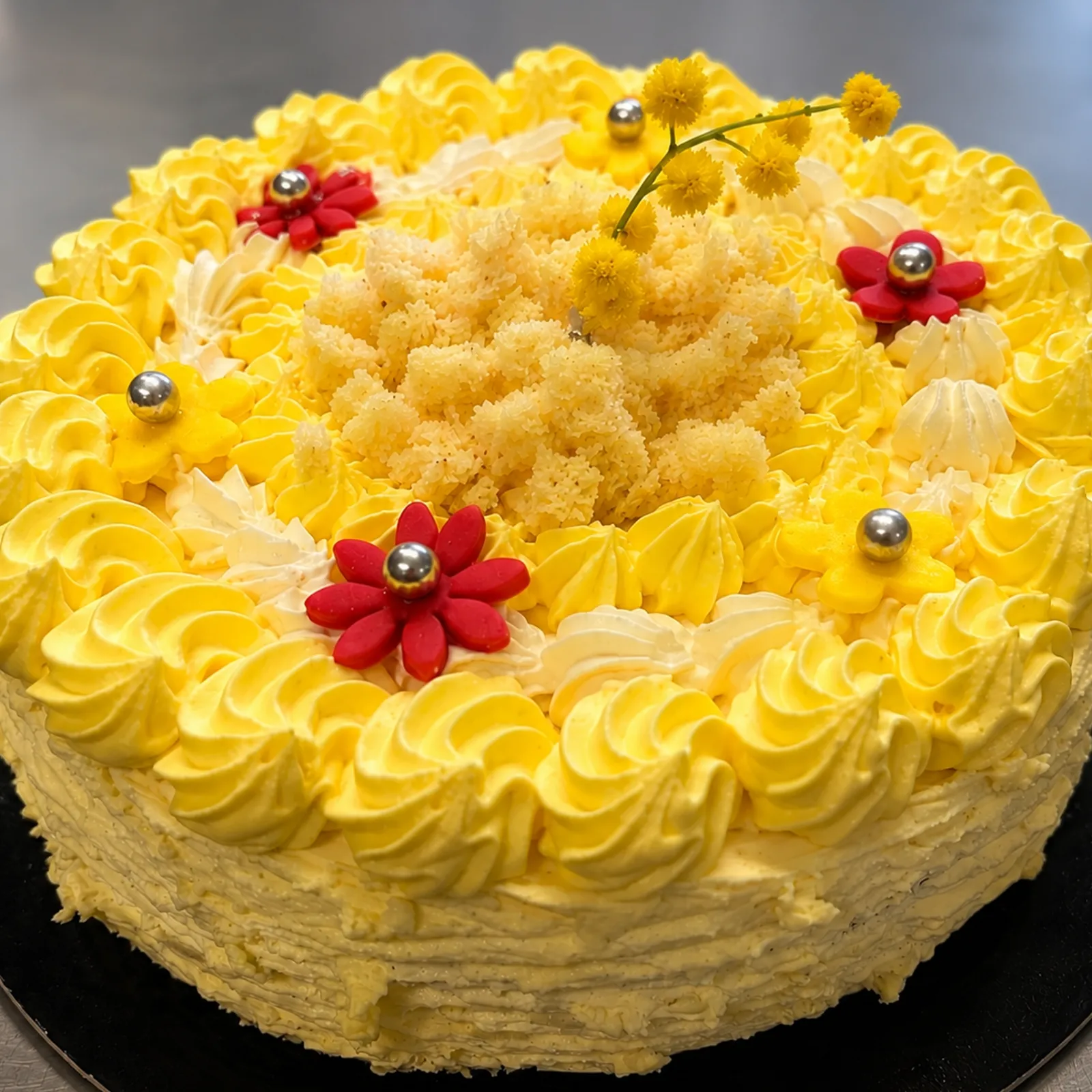 pasticceria-millebaci-pasticceria-artigianale-racconigi-foto-dettaglio-torta-2
